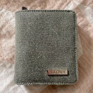Hemp SATIVA wallet